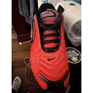 Nike Air Max 720 University Red Blue Fury Size 8.5 men
